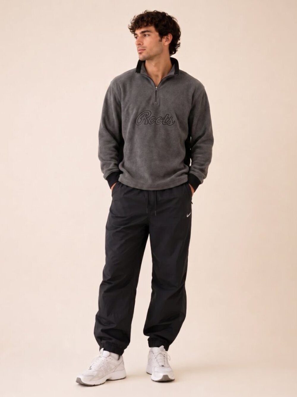 ROOTS  HEAVY PULLOVER MENS  TOP (LARGE)